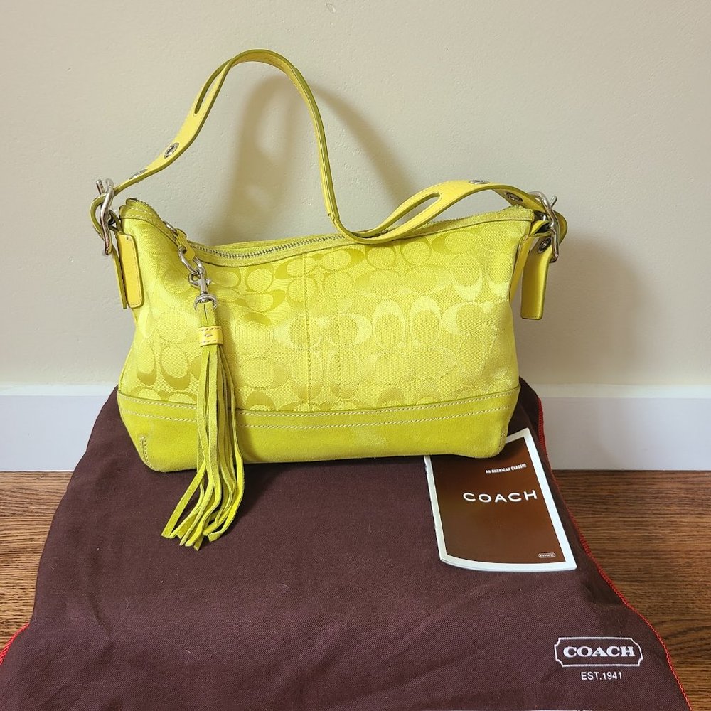 Rare COACH Citron Neon Yellow Signature Leather Sh